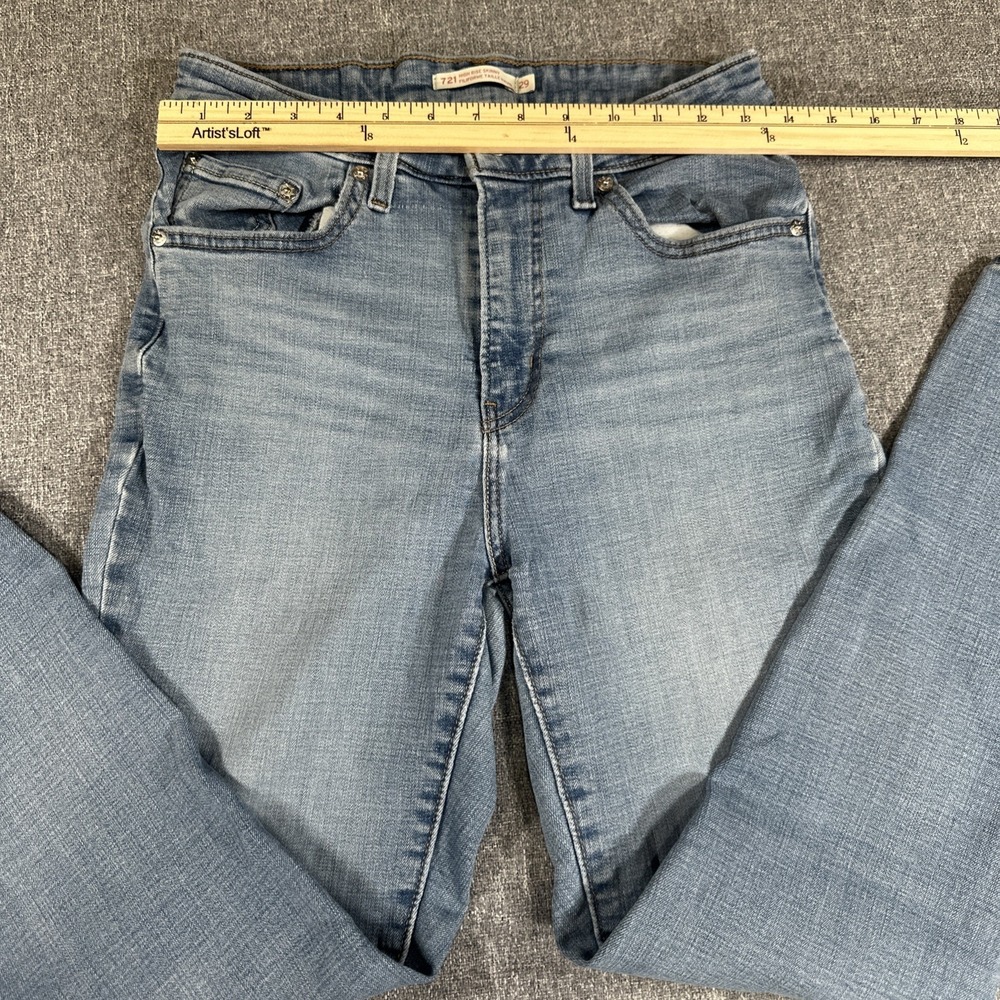 Levi's 721 High Rise Skinny Jeans Women's Size 29 Light Wash Stretch Denim - Picture 4 of 7